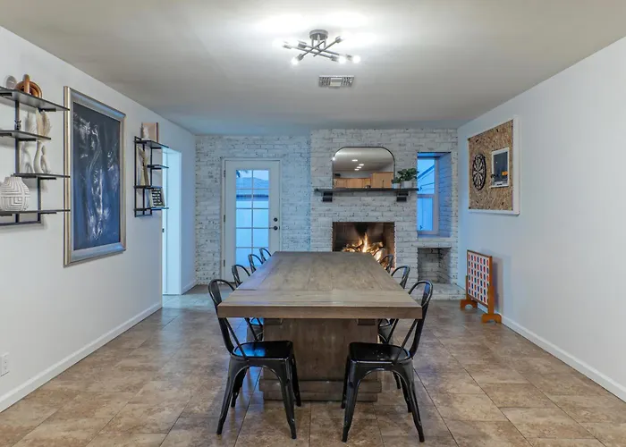 Holiday home Stylish 3br Retreat With Backyard Oasis Near Old Town Scottsdale